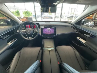 MERCEDES-BENZ E 220 – Fahrzeugbild 6