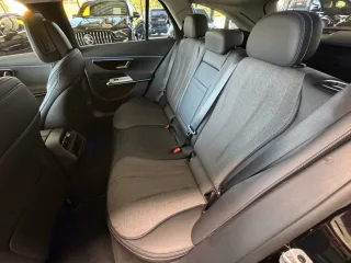 MERCEDES-BENZ E 220 – Fahrzeugbild 9