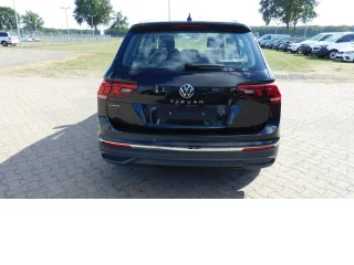 VW Tiguan – Fahrzeugbild 4
