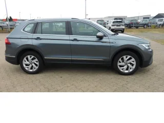 VW Tiguan – Fahrzeugbild 2