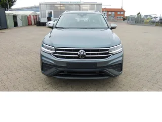 VW Tiguan – Fahrzeugbild 3