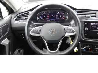 VW Tiguan – Fahrzeugbild 8