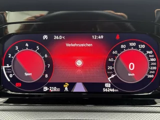 VW Golf – Fahrzeugbild 11