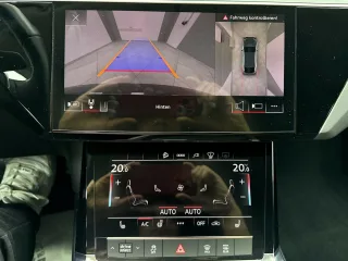 AUDI e-tron – Fahrzeugbild 10