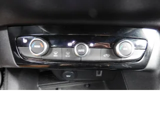 OPEL Corsa – Fahrzeugbild 7