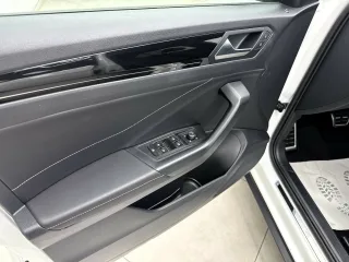 VW T-Roc – Fahrzeugbild 11