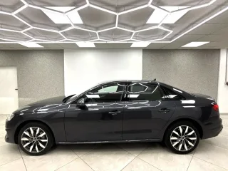 AUDI A4 – Fahrzeugbild 3