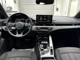 AUDI A4 – Fahrzeugbild 7