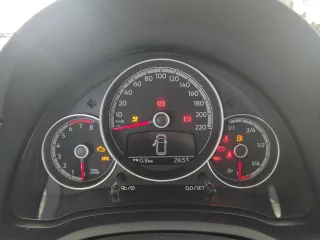 VW up! – Fahrzeugbild 12