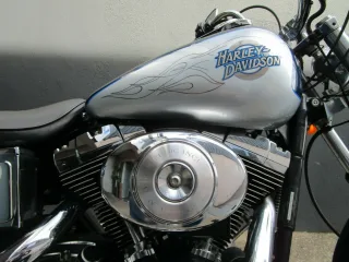 HARLEY DAVIDSON Dyna – Fahrzeugbild 2
