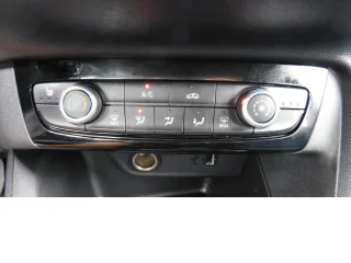 OPEL Corsa – Fahrzeugbild 7