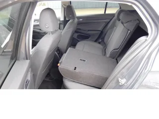 VW Golf – Fahrzeugbild 13