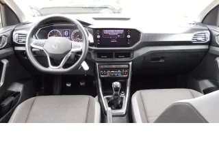 VW T-Cross – Fahrzeugbild 9