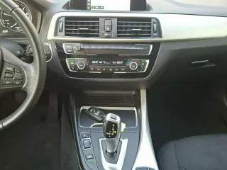 BMW 118 – Fahrzeugbild 11