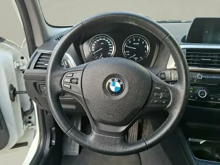 BMW 118 – Fahrzeugbild 8