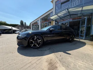 AUDI A6 – Fahrzeugbild 2