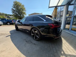AUDI A6 – Fahrzeugbild 3