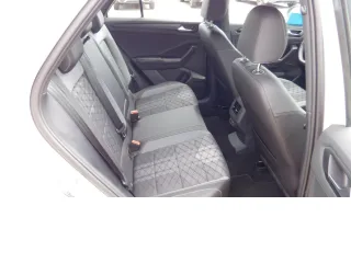 VW T-Roc – Fahrzeugbild 12
