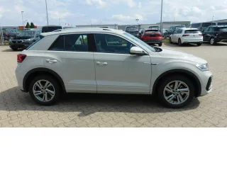 VW T-Roc – Fahrzeugbild 2