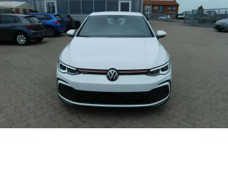 VW Golf – Fahrzeugbild 3