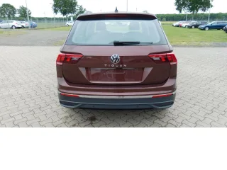 VW Tiguan – Fahrzeugbild 4