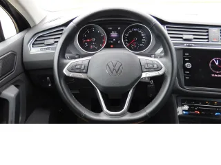 VW Tiguan – Fahrzeugbild 8