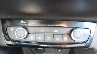 OPEL Corsa – Fahrzeugbild 7