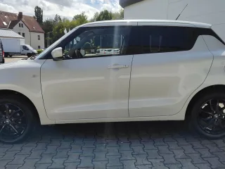 SUZUKI Swift – Fahrzeugbild 11