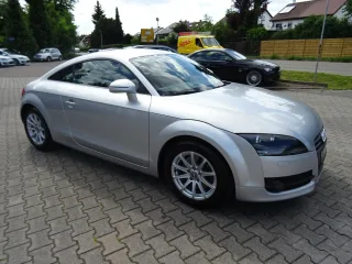 AUDI TT – Fahrzeugbild 2