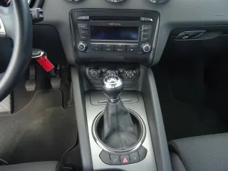 AUDI TT – Fahrzeugbild 8