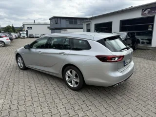 OPEL Insignia – Fahrzeugbild 4