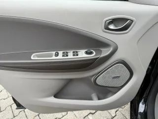 RENAULT ZOE – Fahrzeugbild 8
