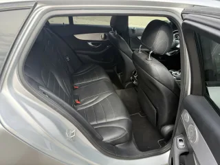 MERCEDES-BENZ C 300 – Fahrzeugbild 6