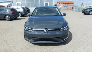 VW Golf – Fahrzeugbild 3