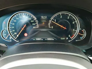 BMW 530 – Fahrzeugbild 11