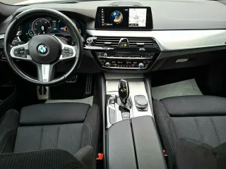 BMW 530 – Fahrzeugbild 14