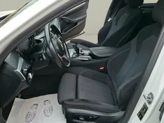 BMW 530 – Fahrzeugbild 9