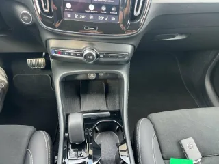 VOLVO XC40 – Fahrzeugbild 13