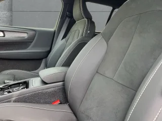 VOLVO XC40 – Fahrzeugbild 15