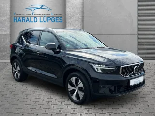 VOLVO XC40 – Fahrzeugbild 3