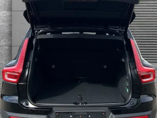 VOLVO XC40 – Fahrzeugbild 8