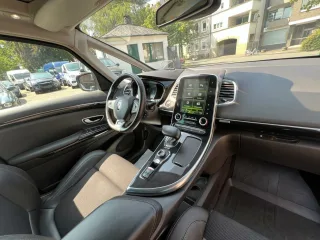 RENAULT Espace – Fahrzeugbild 10