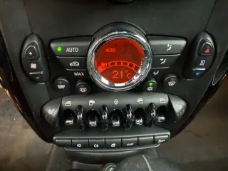 MINI Cooper – Fahrzeugbild 11
