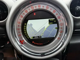 MINI Cooper – Fahrzeugbild 9