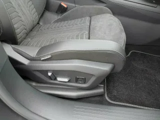 PEUGEOT 3008 – Fahrzeugbild 10
