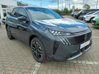 PEUGEOT 3008 – Fahrzeugbild 3