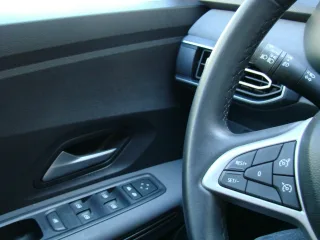 DACIA Jogger – Fahrzeugbild 9