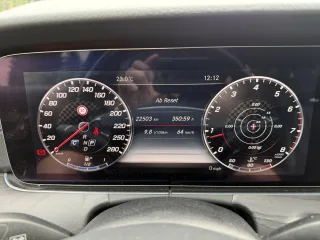 MERCEDES-BENZ E 43 – Fahrzeugbild 10