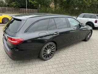 MERCEDES-BENZ E 43 – Fahrzeugbild 3
