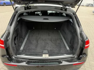 MERCEDES-BENZ E 43 – Fahrzeugbild 7